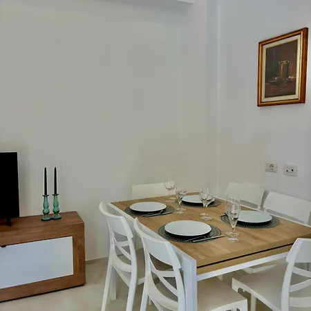 Appartamento La Casa Di Anna, A Un Passo Dal Mare *